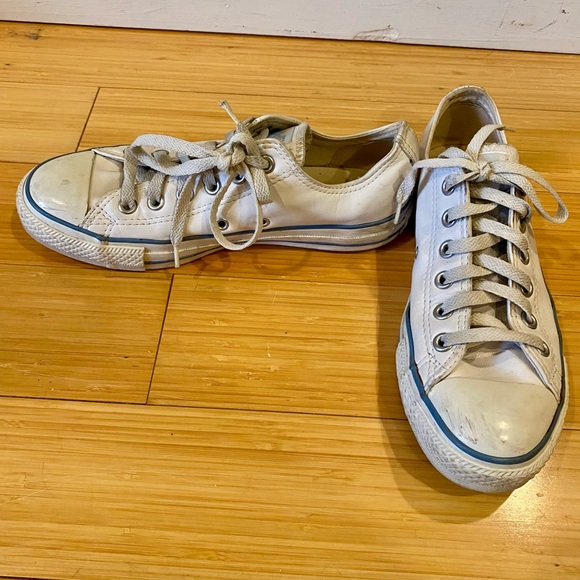White Leather Converse size 8 - Picture 4 of 9
